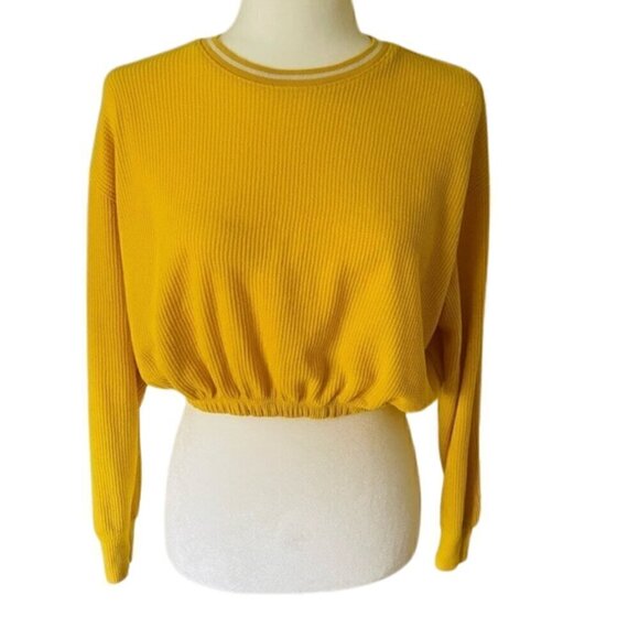 Hollister Tops - Hollister Yellow Cropped Top I Boyfriend T-Shirt I Size XS